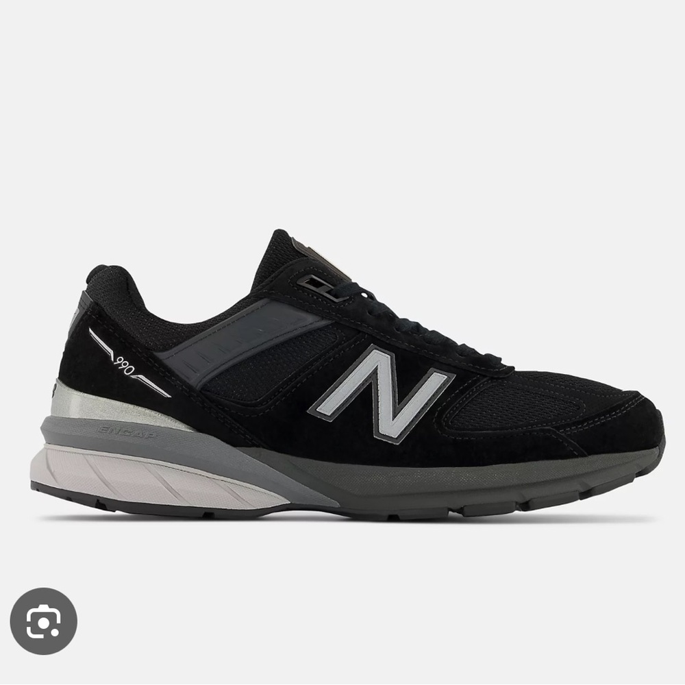 New Balance Black 990v5 Lifestyle Sneakers